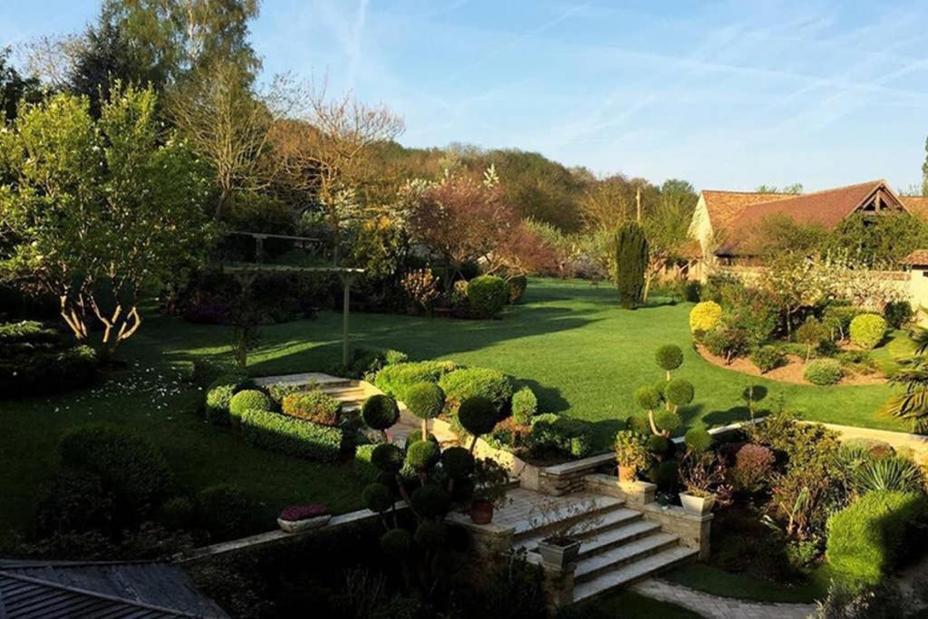 Beautiful Country House: Parisian Retreat 50 Minutes from Eiffel Tower Hodent Exterior photo